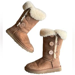 SALE UGG Bailey Button Triplet II Boots Chestnut Tall size 7